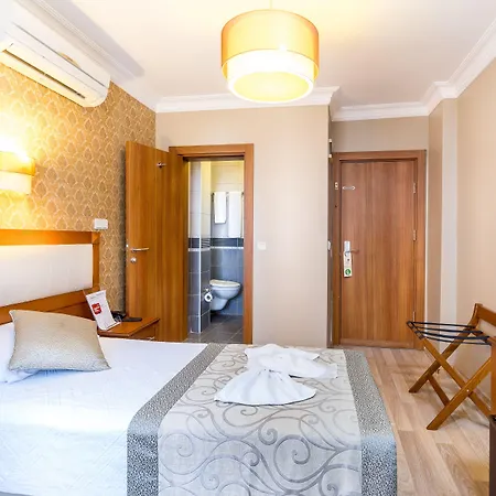 Levent Hotel 3*