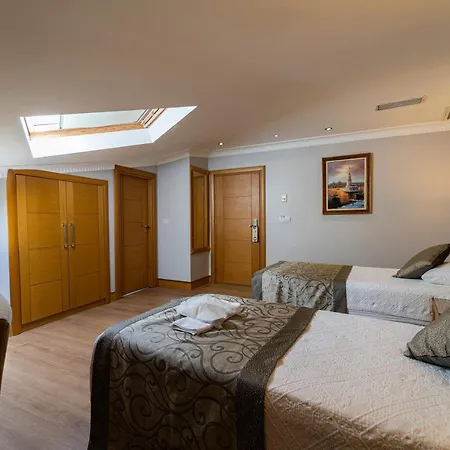 レベント ホテル 3*