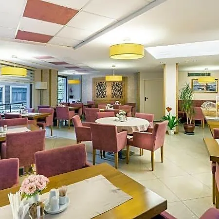 Levent 3*